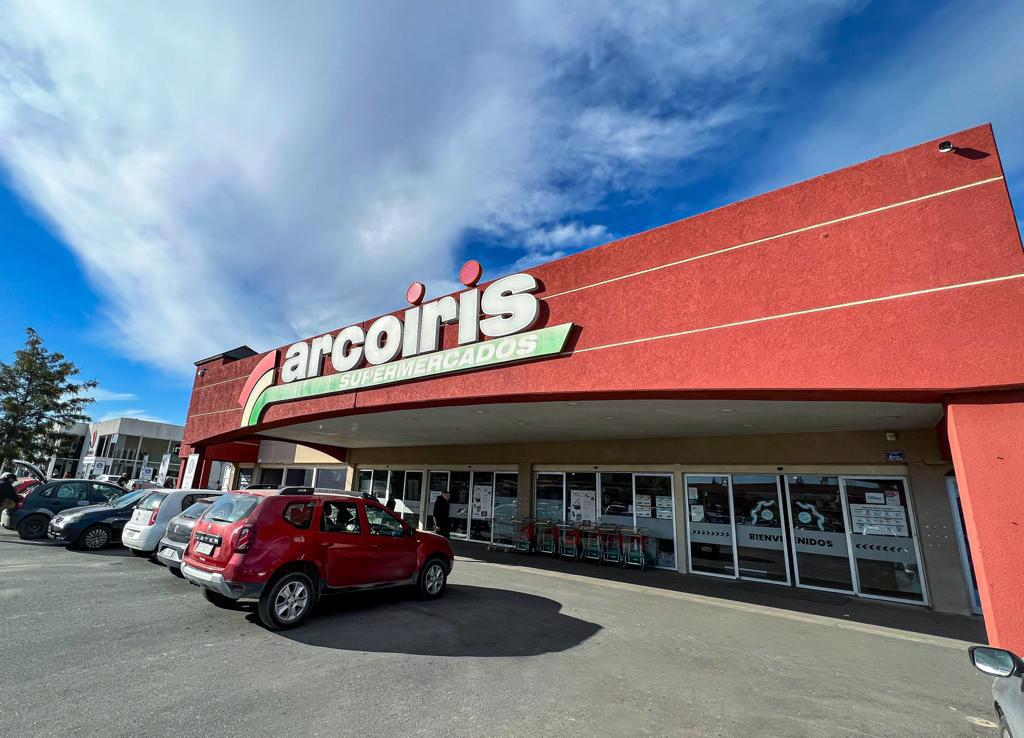 Hasta 45% de reintegro: cómo son las mega promociones del supermercado Arcoiris en Funes